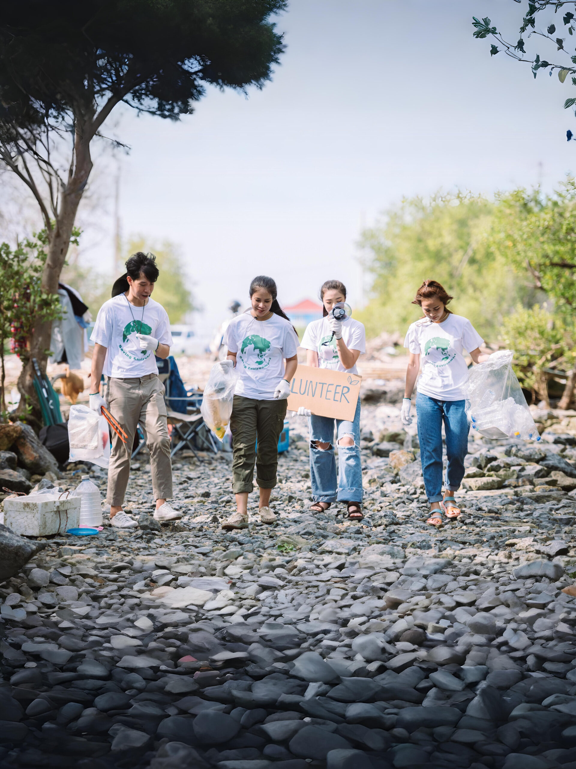 group-asian-diverse-people-volunteer-teamwork-environment-conservationvolunteer-help-picking-plastic-foam-garbage-park-areavolunteering-world-environment-day(2)
